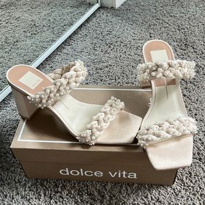 Dolce Vita Paily Pearl Heels size 9 never worn!!